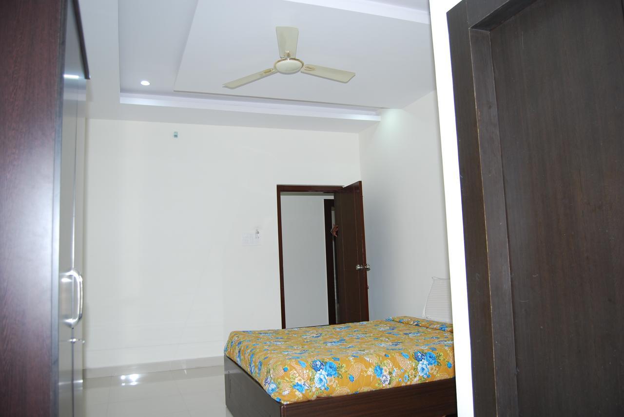 Pratham Residency Hotel Mysore Luaran gambar