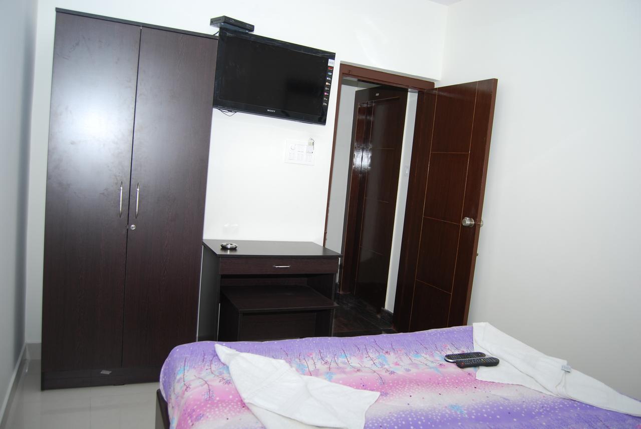 Pratham Residency Hotel Mysore Luaran gambar