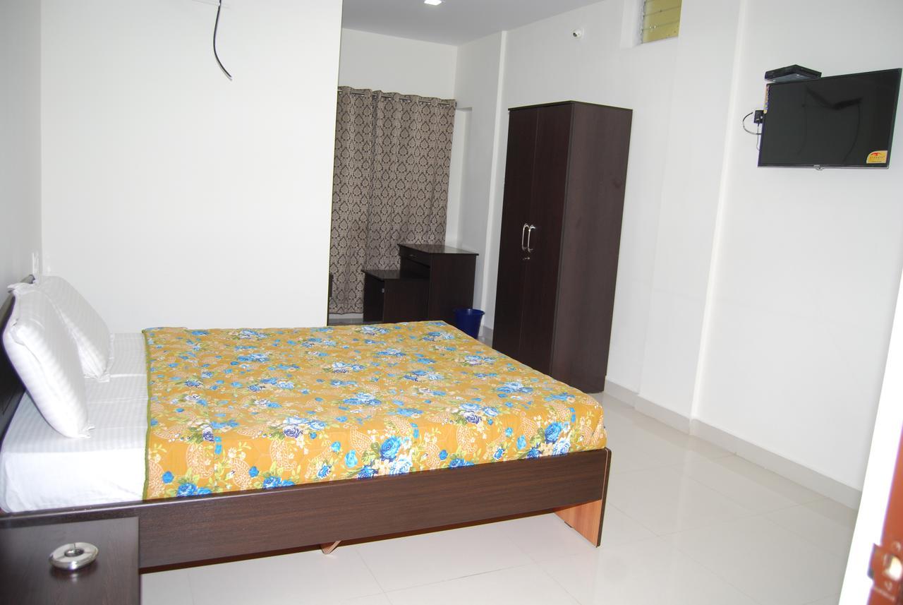 Pratham Residency Hotel Mysore Luaran gambar