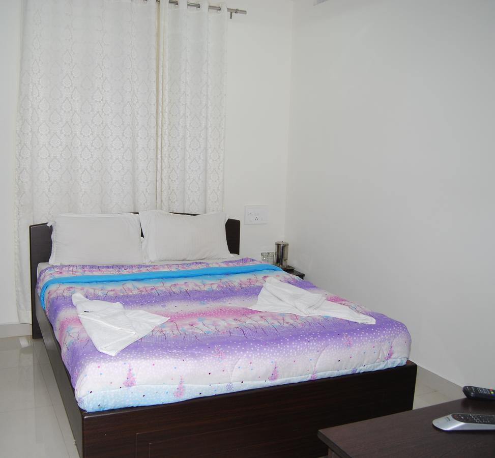 Pratham Residency Hotel Mysore Luaran gambar